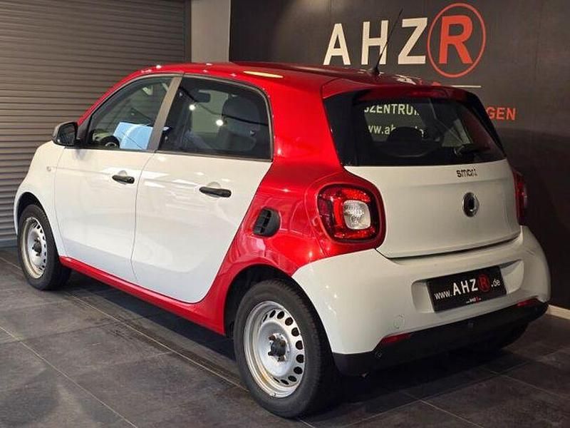 Second-hand Smart ForFour Basis 130 CP (95 kW) 2019 Roșu Hatchback