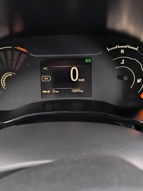 Gebraucht Dacia Spring Essentiel 33 kW (45 PS) 2022 Schwarz Kleinwagen