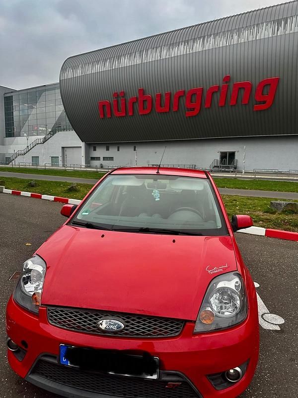 Rot Gebraucht 2007 Ford Fiesta ST-Line Kleinwagen | 1.650 € - Bild 1/4