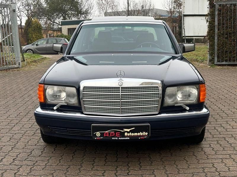 Gebraucht Mercedes 560 279 PS (205 kW) 1990 Blau Limousine