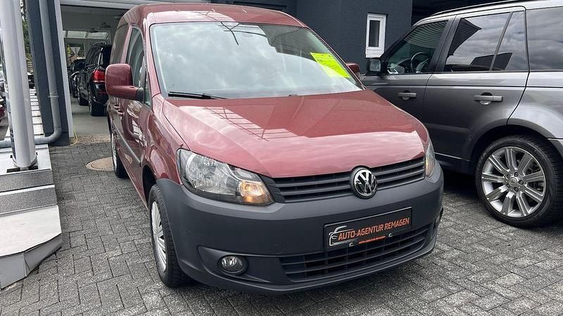 Rot Gebraucht 2011 VW Caddy Trendline Van / Kleinbus | 6.890 € (Guter Preis) - Bild 1/4