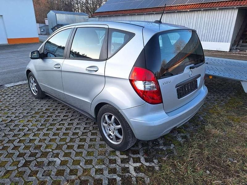 Silber Gebraucht 2008 Mercedes A150 Limousine | 4.250 € (Guter Preis) - Bild 1/4