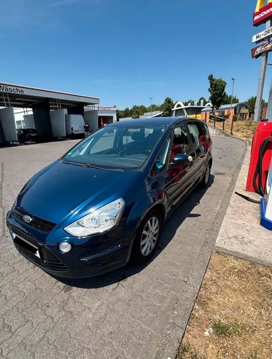 Gebraucht Ford S-MAX S 140 PS (102 kW) 2010 Andere farben Van / Kleinbus