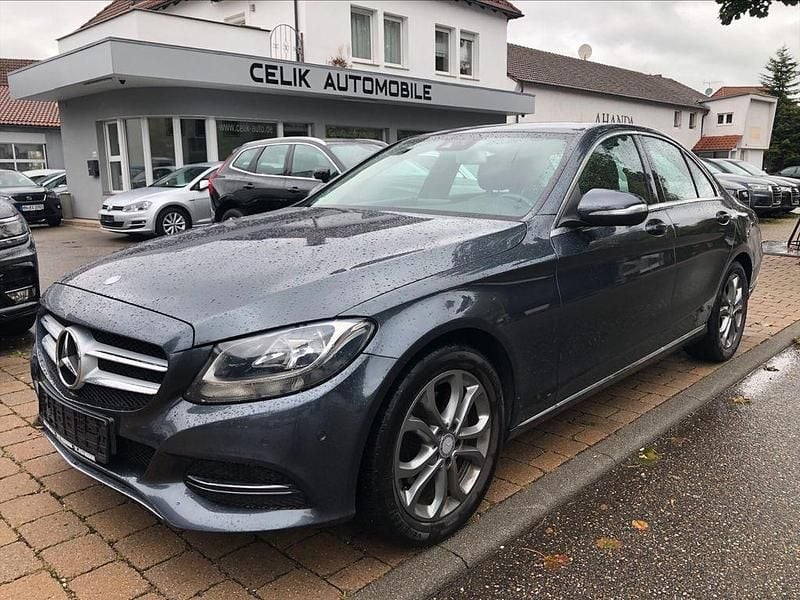Grau Gebraucht 2015 Mercedes C220 Avantgarde Limousine | 13.990 € (Fairer Preis) - Bild 1/4