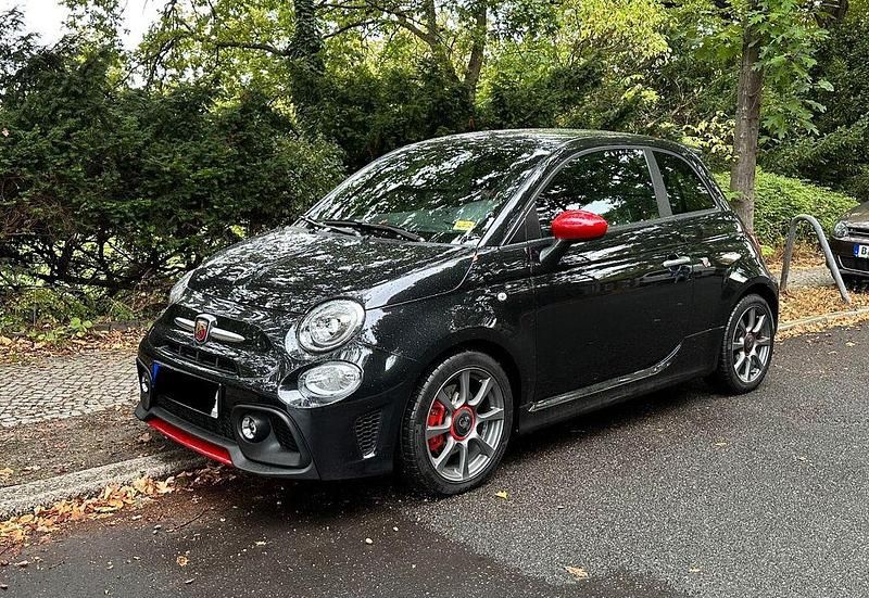 Second-hand Abarth 595 165 CP (121 kW) 2022 Negru