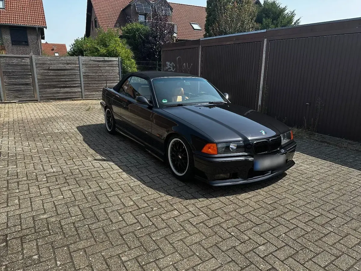 Gebraucht BMW 320 Cabriolet M Sport 150 PS (110 kW) 1994 Schwarz Cabrio