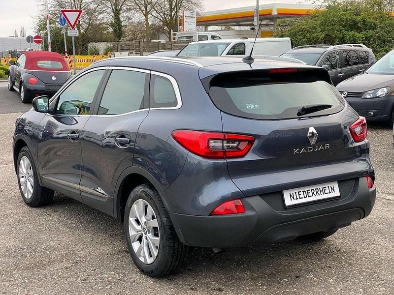 Gebraucht Renault Kadjar LIMITED 131 PS (96 kW) 2018 Grau SUV