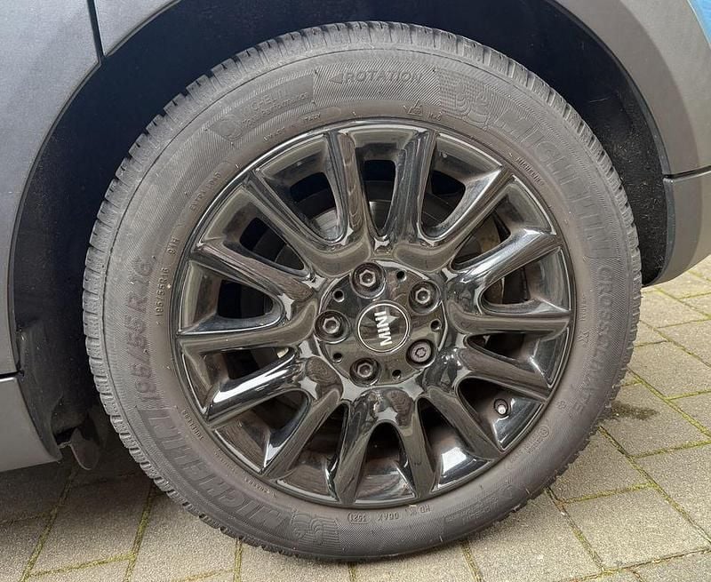 Second-hand Mini ONE 102 CP (75 kW) 2016 Albastru Hatchback