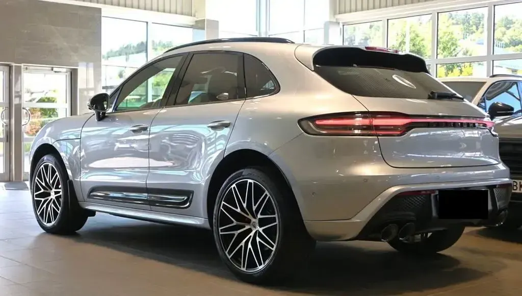 Gebraucht Porsche Macan 381 PS (280 kW) 2023 Dolomitsilber SUV