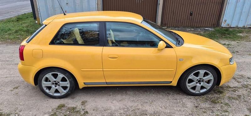 Gebraucht Audi S3 Sport 209 PS (153 kW) 2001 Gelb Limousine