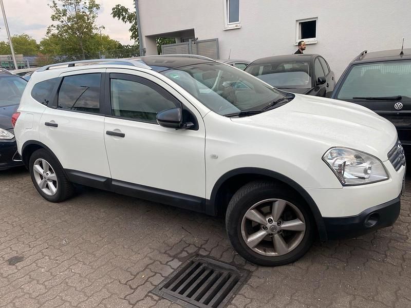 Weiß Gebraucht 2009 Nissan Qashqai SUV | 3.200 € - Bild 1/4