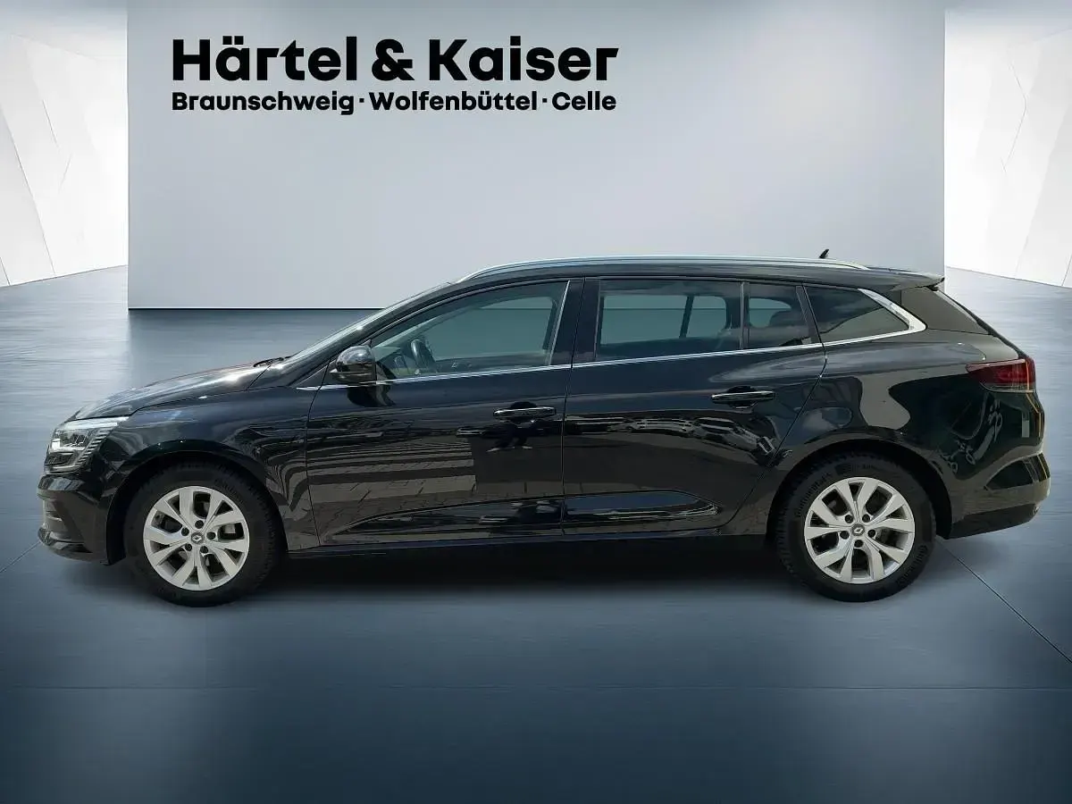 Gebraucht Renault Mégane II Zen 116 PS (85 kW) 2021 Sternenschwarz (schwarz) Limousine