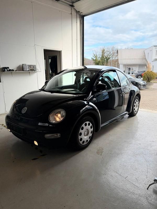 Gebraucht VW Beetle 115 PS (84 kW) 2000 Schwarz Kleinwagen