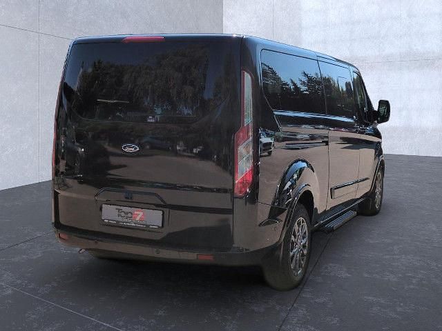 Gebraucht Ford Tourneo Titanium 131 PS (96 kW) 2021 Schwarz Kombi
