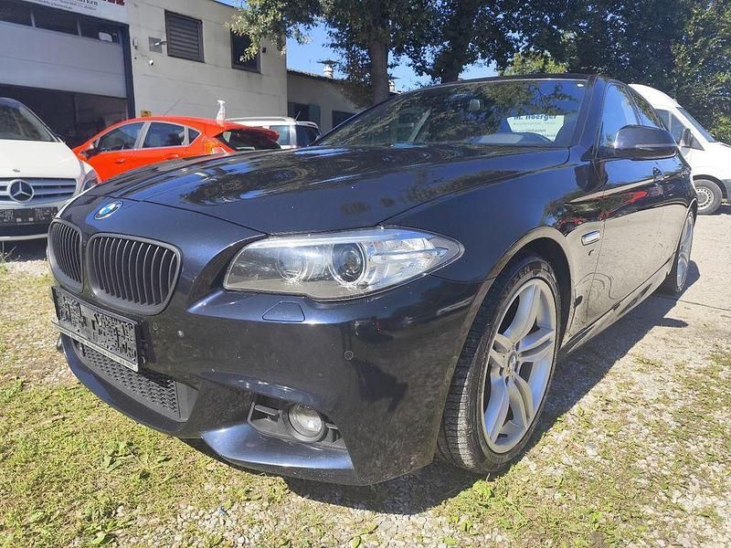 Schwarz Gebraucht 2013 BMW 525 M Sport Limousine | 9.900 € (Superpreis) - Bild 1/4