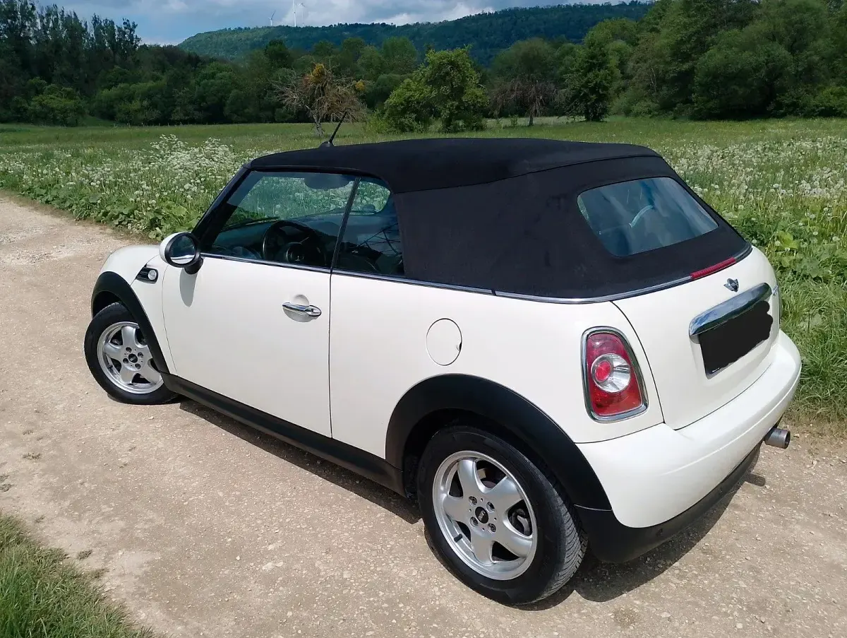Käytetty Mini Cooper Coupé 122 HP (89 kW) 2011 Valkoinen Coupe - kaksiovinen