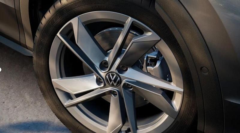 Neu VW T-Roc Style 150 PS (110 kW) 2026 Wolf grey SUV