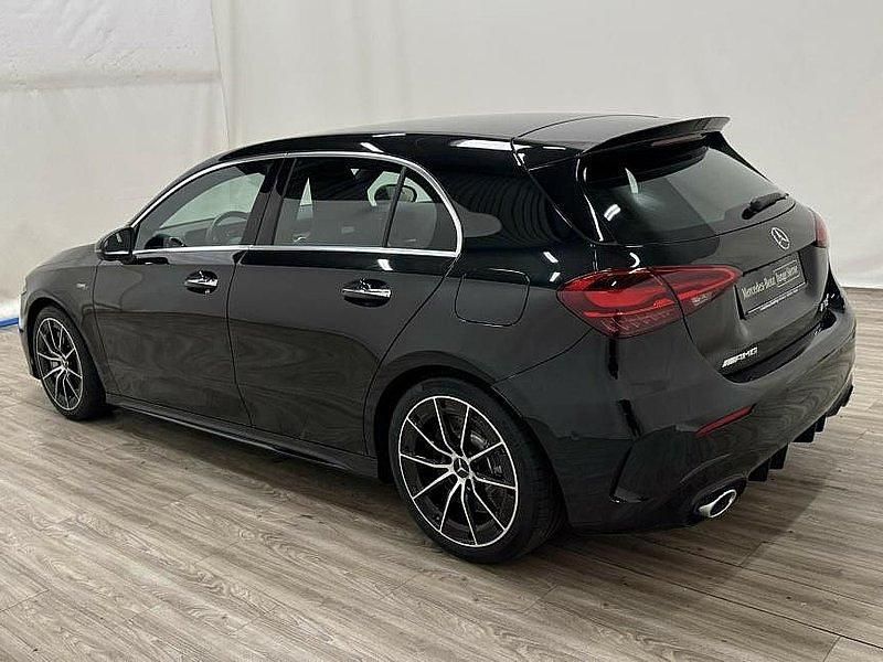 Gebraucht Mercedes A35 AMG AMG 306 PS (225 kW) 2024 Metalliclack kosmosschwarz Limousine