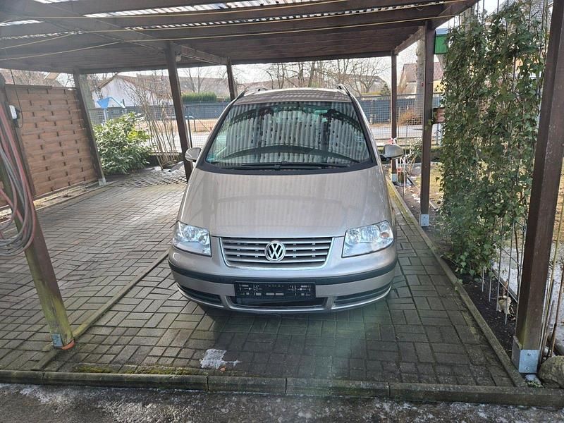 Gebraucht VW Sharan Trendline 116 PS (85 kW) 2007 Beige Van / Kleinbus