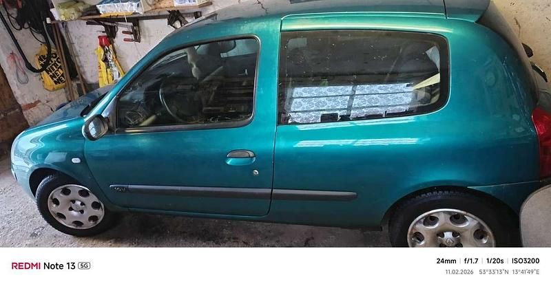 Gebraucht Renault Clio II Campus 75 PS (55 kW) 2006 Grün Limousine