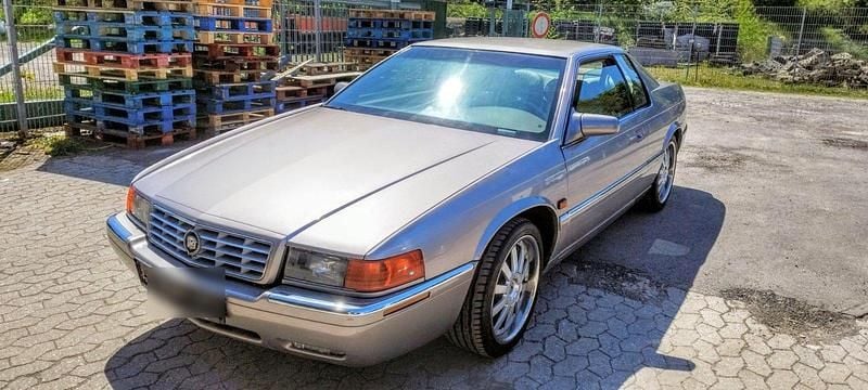 Beige Gebraucht 1995 Cadillac Eldorado Coupé | 6.950 € - Bild 1/4
