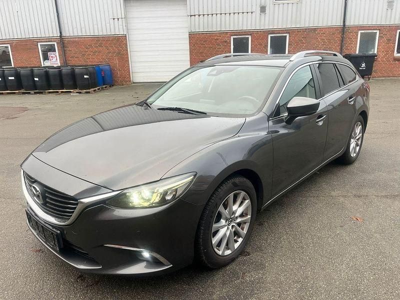 Grau Gebraucht 2018 Mazda 6 Limousine | 5.900 € (Superpreis) - Bild 1/4