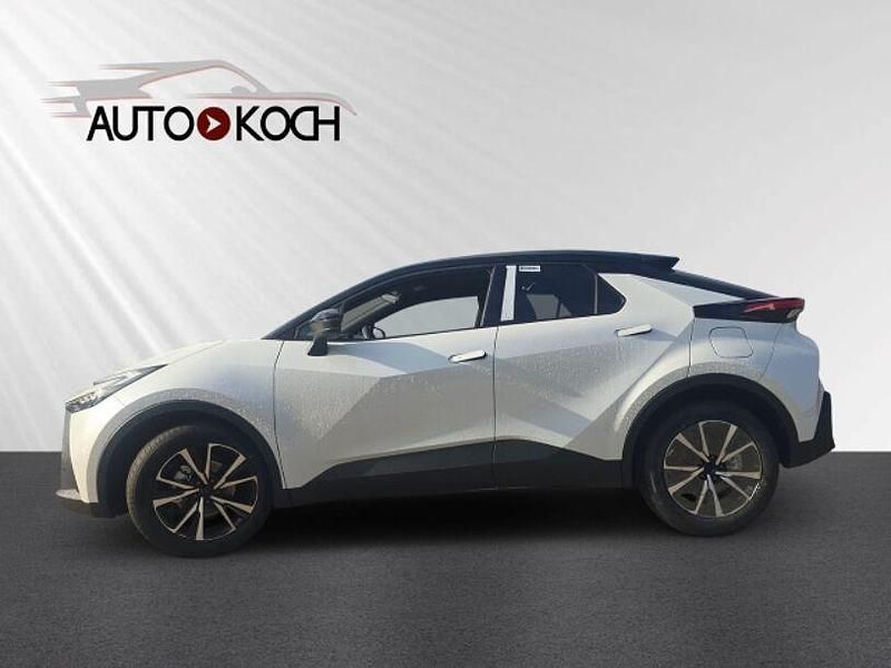 Neu Toyota C-HR 140 PS (102 kW) 2025 Weiß SUV