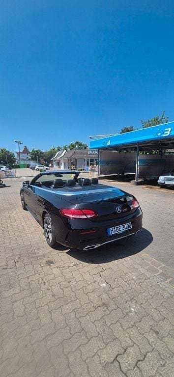 Gebraucht Mercedes C300 258 PS (189 kW) 2018 Schwarz Cabrio