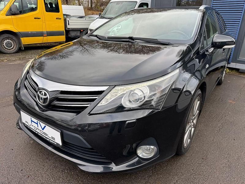 Schwarz Gebraucht 2012 Toyota Avensis Kombi | 6.950 € (Fairer Preis) - Bild 1/4