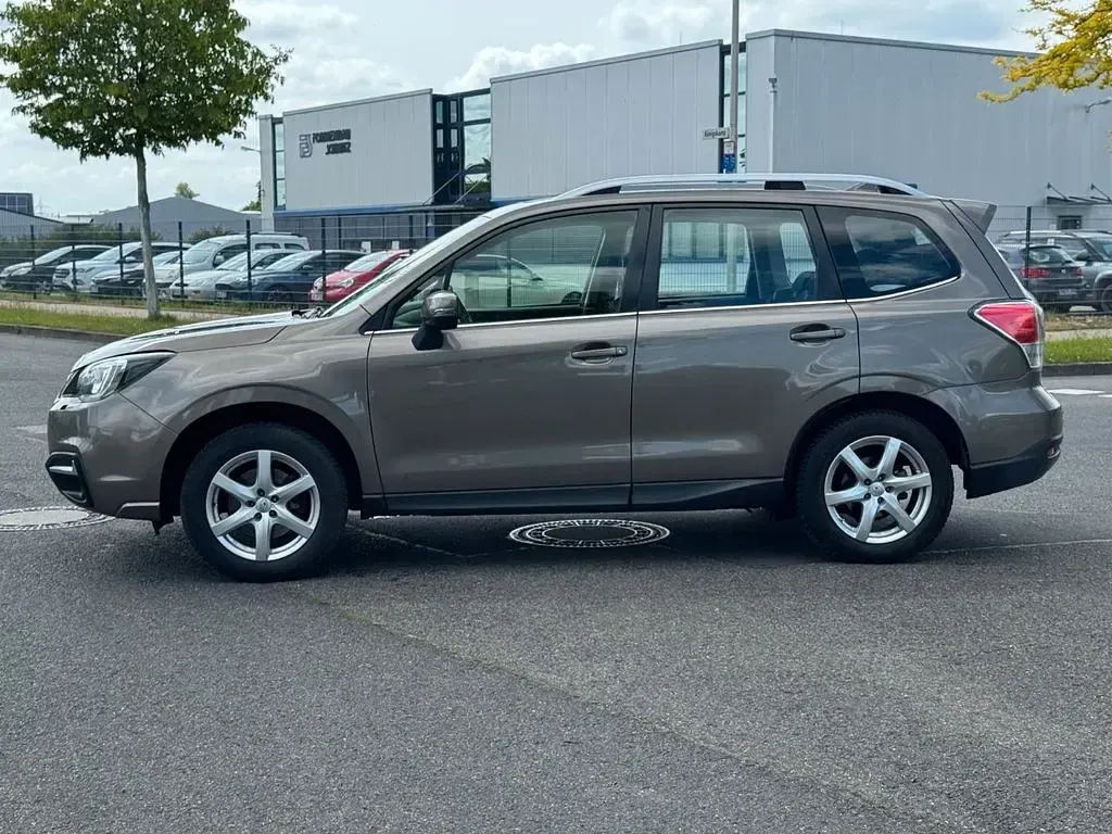 Gebraucht Subaru Forester Exclusive+ 147 PS (108 kW) 2017 Braun SUV