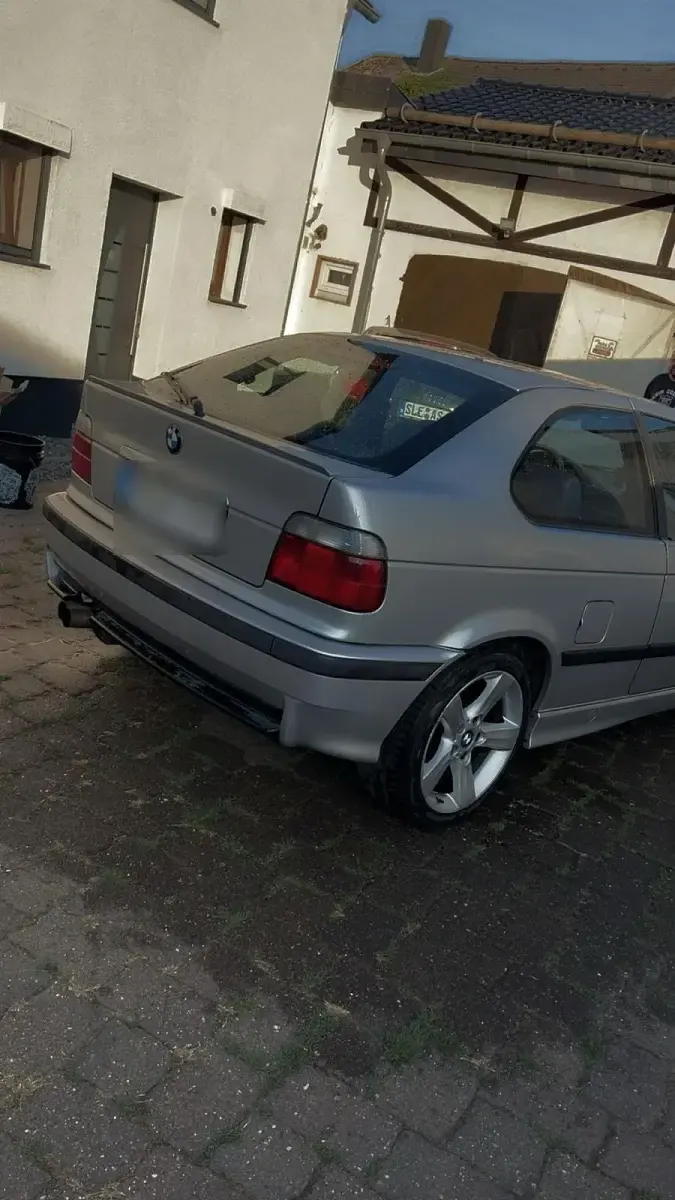 Gebraucht BMW 316 100 PS (73 kW) 1998 Silber Coupé