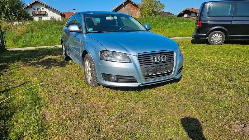 Blau Gebraucht 2008 Audi A3 Ambiente Limousine | 1.500 € - Bild 1/4