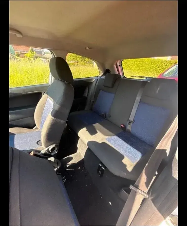 Gebraucht Ford Fiesta 69 PS (50 kW) 2008 Weiß Kleinwagen