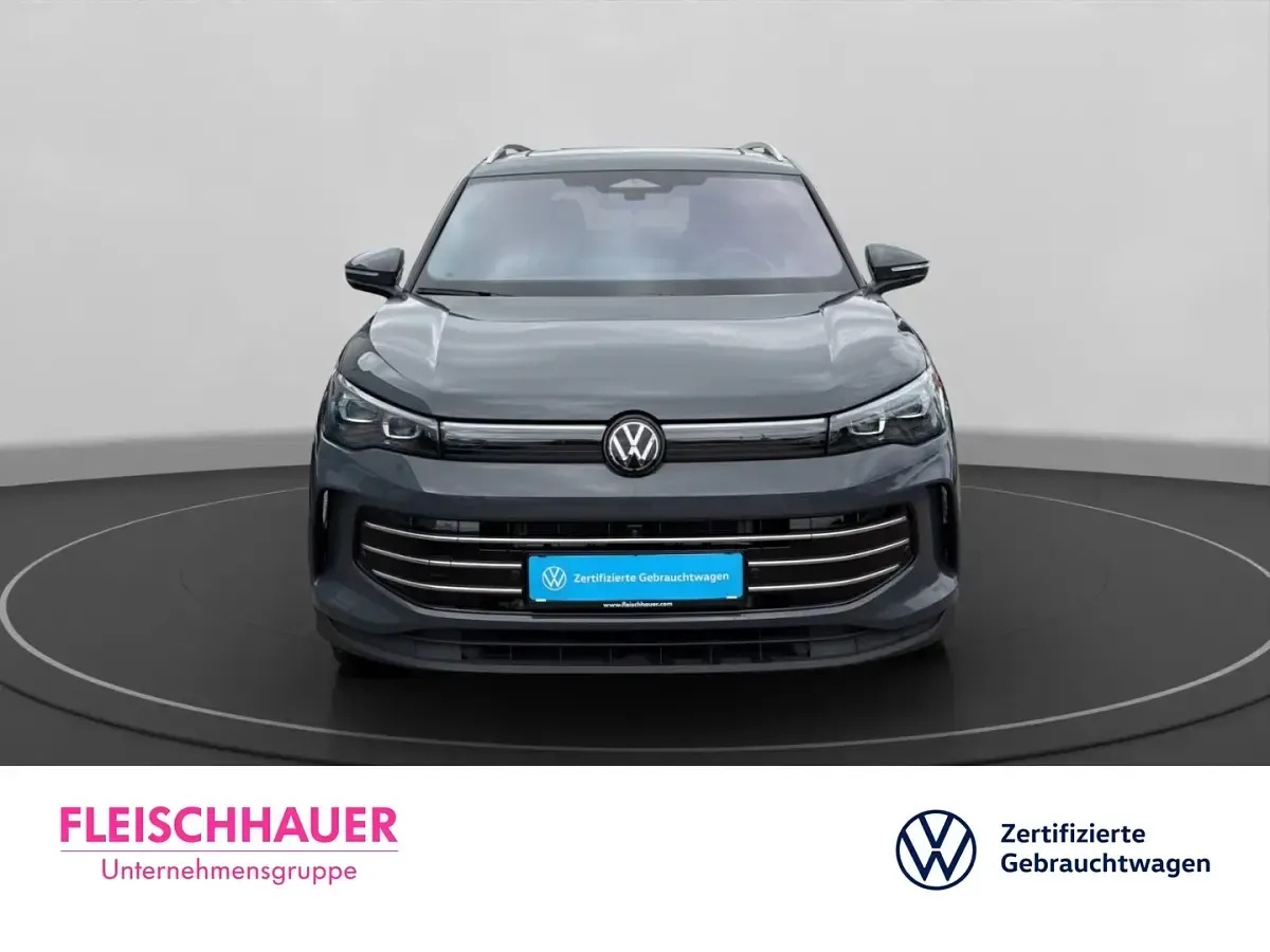 Gebraucht VW Tiguan 204 PS (150 kW) 2025 Grau SUV