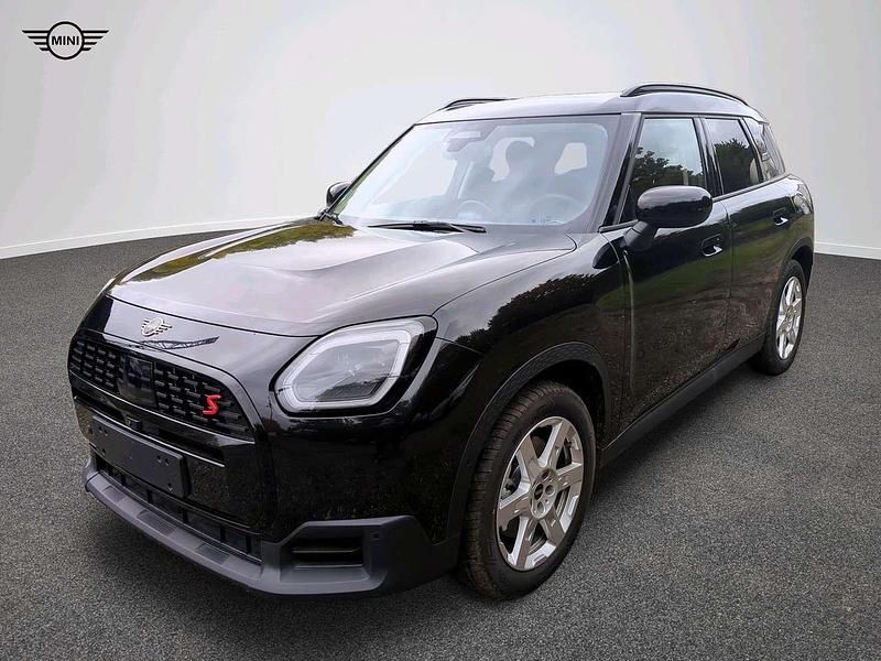 Schwarz Gebraucht 2024 Mini Countryman Classic SUV | 43.560 € - Bild 1/4