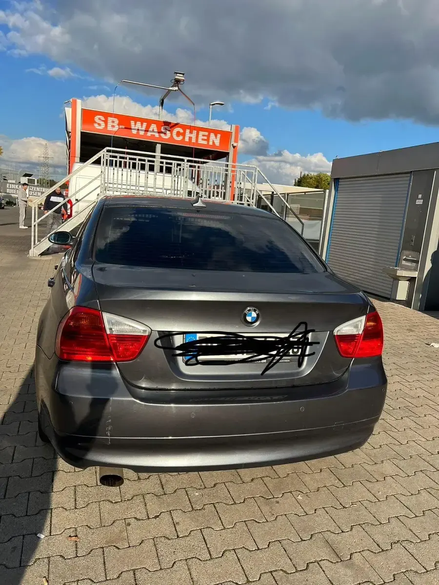 Gebraucht BMW 320 190 PS (139 kW) 2007 Andere farben Limousine