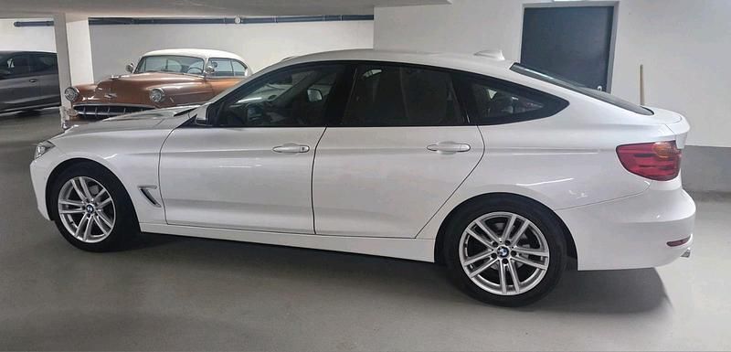 Gebraucht BMW 320 Gran Turismo 184 PS (135 kW) 2013 Limousine