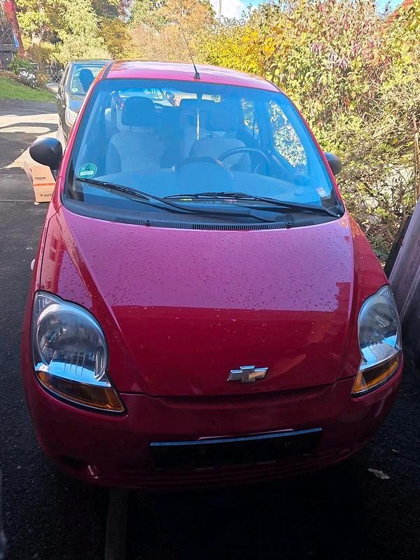 Gebraucht Chevrolet Matiz 52 PS (38 kW) 2009 Rot Kleinwagen