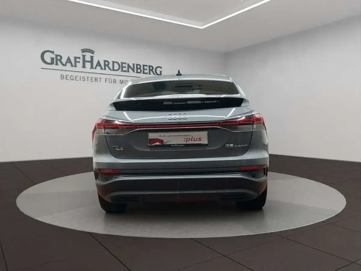 Gebraucht Audi Q4 Sportback e-tron 125 kW (170 PS) 2023 Kieselgrau SUV
