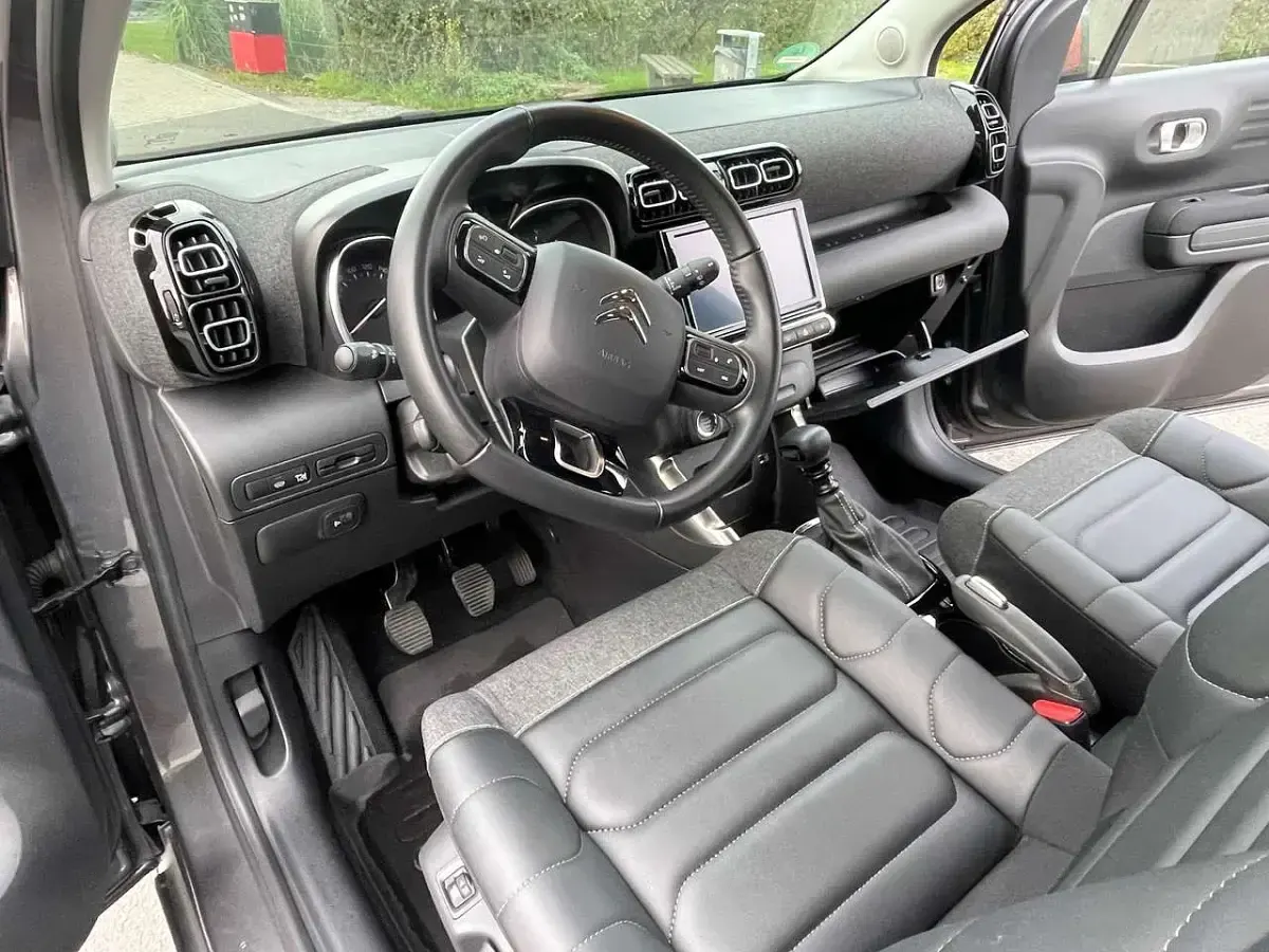 Gebraucht Citroën C3 Aircross PureTech 110 PS (80 kW) 2022 Grau SUV
