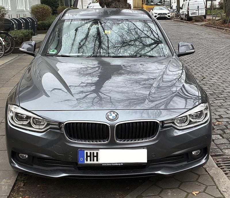 Gebraucht BMW 320 Efficient Dynamics 163 PS (119 kW) 2018 Grau Limousine