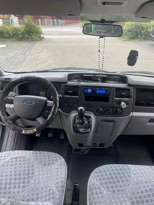 Silber Gebraucht 2007 Ford Transit Kombi | 4.000 € (Fairer Preis) - Bild 1/4