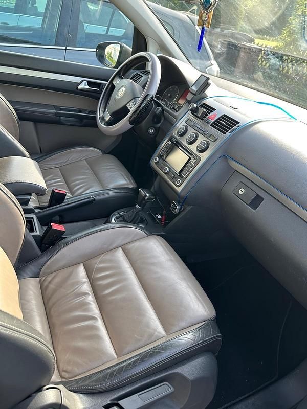 Gebraucht VW Golf VI 145 PS (106 kW) 2010 Grau Kleinwagen