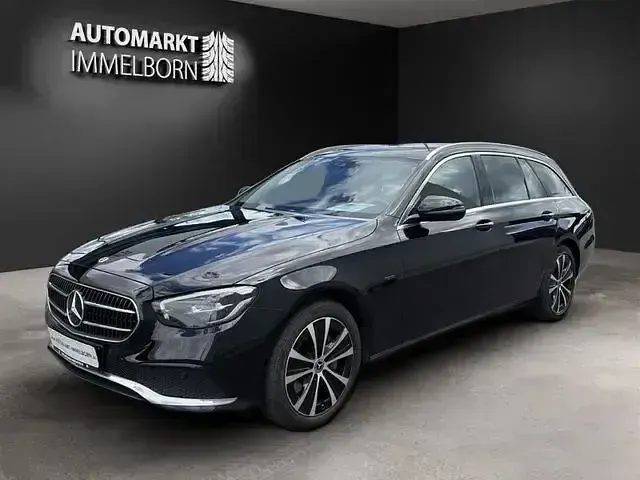 Gebraucht Mercedes E300 320 PS (235 kW) 2021 Schwarz Kombi