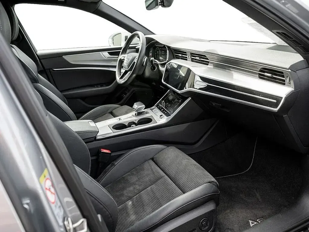 Gebraucht Audi A6 Sport 367 PS (269 kW) 2021 Florettsilber Kombi