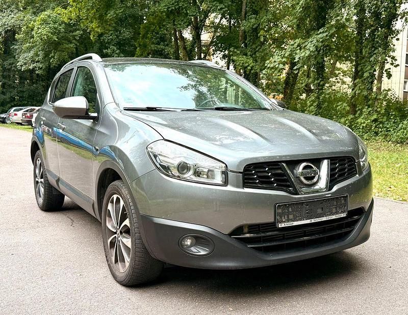Grau Gebraucht 2011 Nissan Qashqai I-Way SUV | 6.999 € (Fairer Preis) - Bild 1/4
