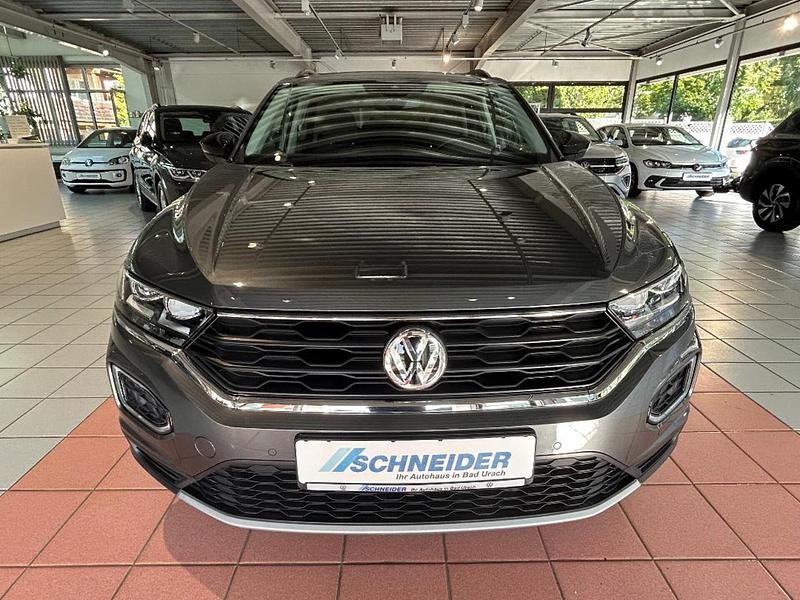 Gebraucht VW T-Roc Style 116 PS (85 kW) 2020 Grau SUV