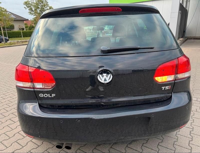 Gebraucht VW Golf VII Match 122 PS (89 kW) 2012 Schwarz Limousine