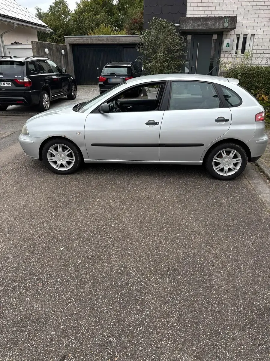 Gebraucht Seat Ibiza 75 PS (55 kW) 2004 Silber Kleinwagen