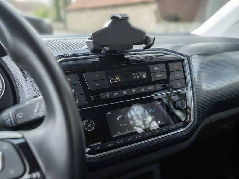 Gebraucht VW e-up! Comfortline 61 kW (83 PS) 2021 Schwarz Kleinwagen